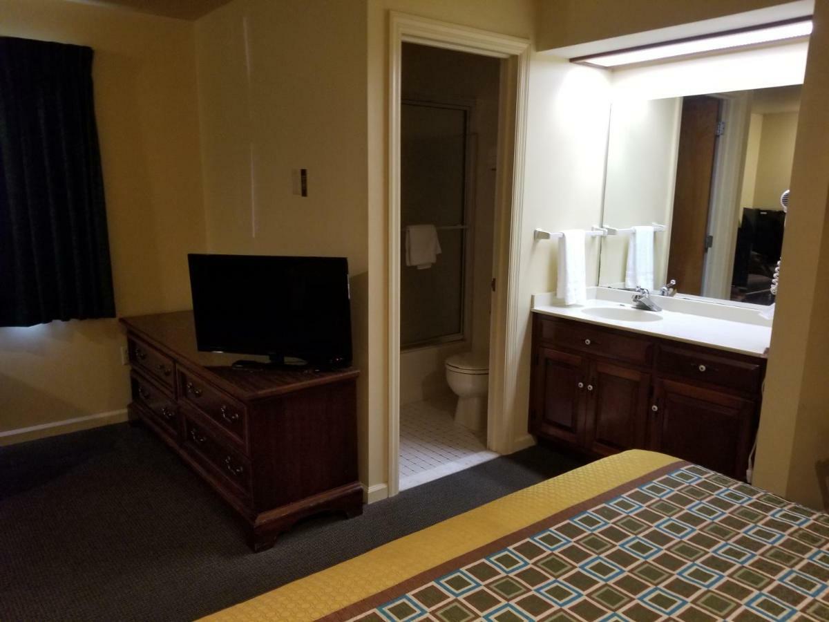 Smoketown  Classic Inn Lancaster المظهر الخارجي الصورة
